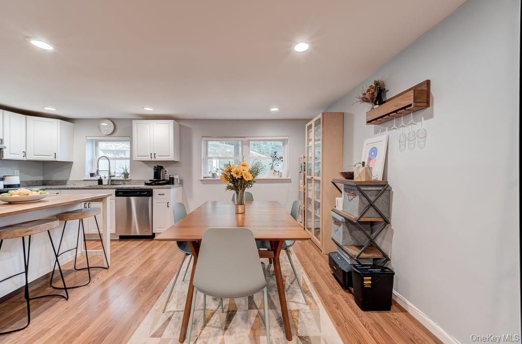 Dining room, Interior, Kitchen, Recessed Lighting, Stainless Steel Appliances, Wood Texture Flooring