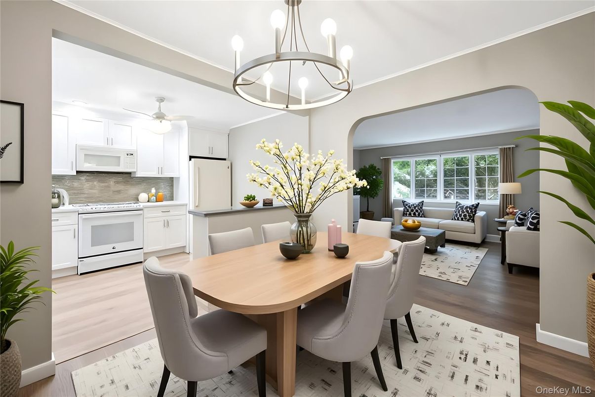 Dining room, Interior, Kitchen, Living room, Pendant Lights, Wood Texture Flooring