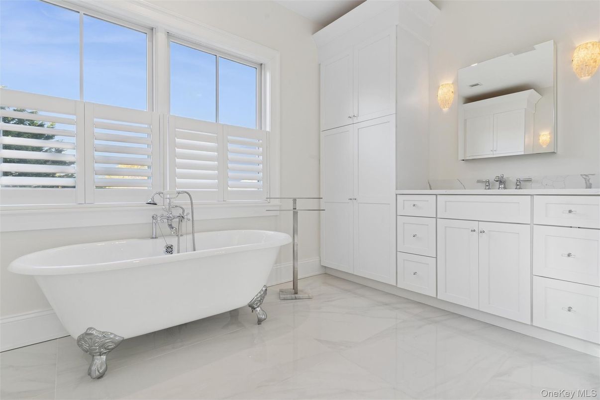 Bathroom, Free Standing Baths, Interior, Marble