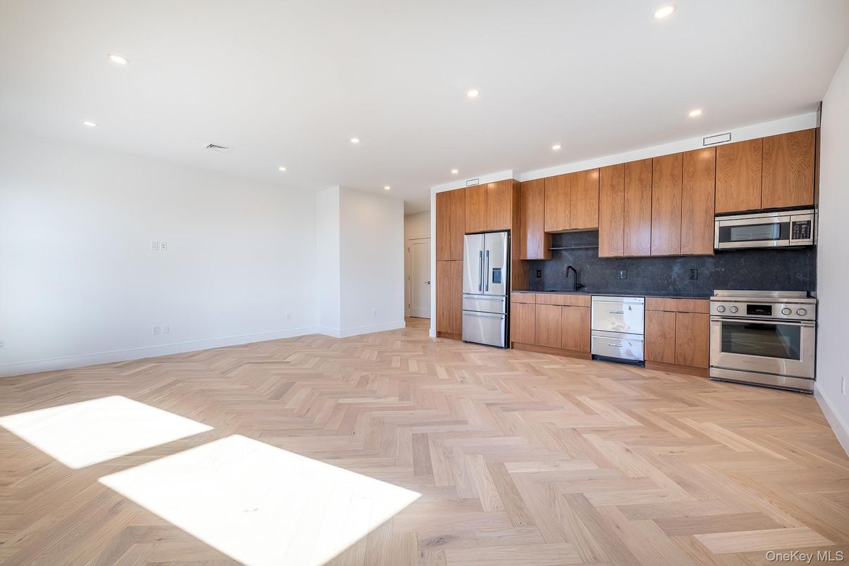 Interior, Kitchen, Recessed Lighting, Stainless Steel Appliances, Wood Texture Flooring