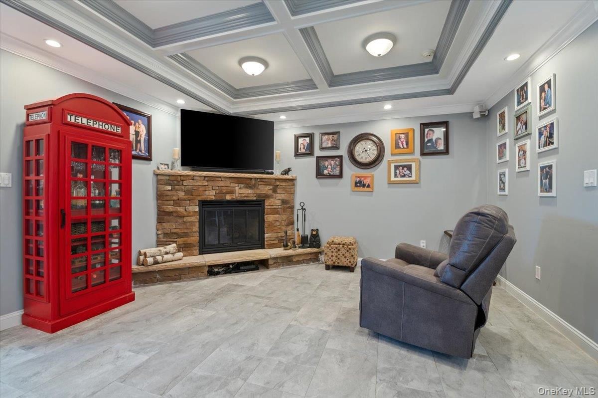 Fireplace, Interior, Recessed Lighting