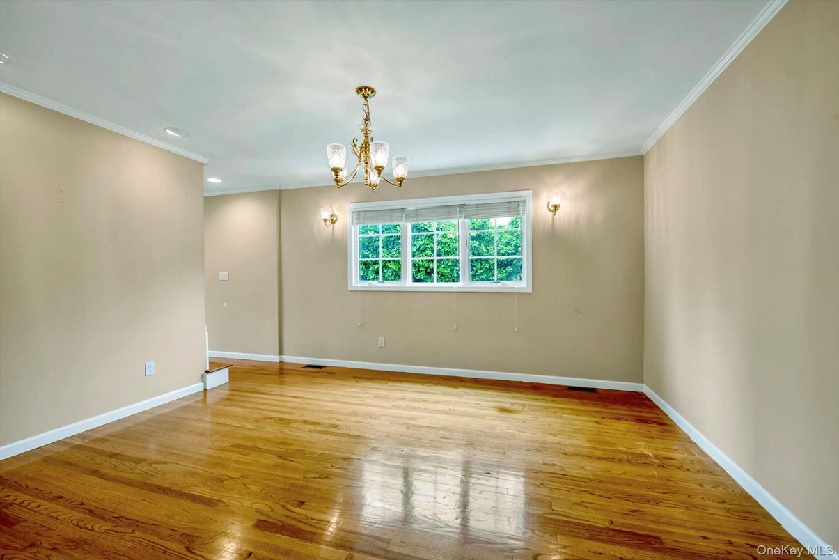 Chandelier, Empty room, Interior, Recessed Lighting, Wood Texture Flooring