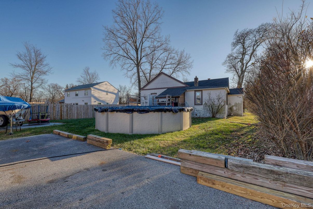 Backyard, Exterior, Pool