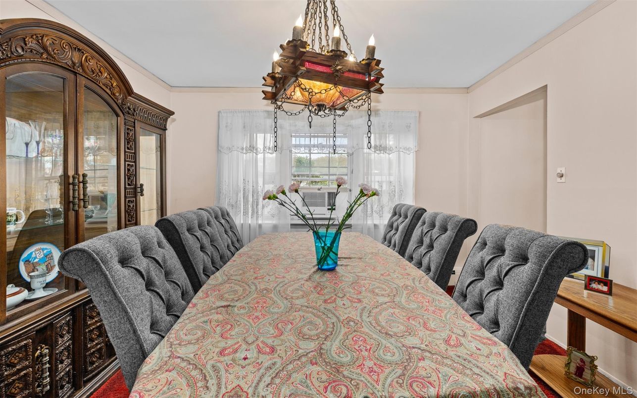 Chandelier, Dining room, Interior