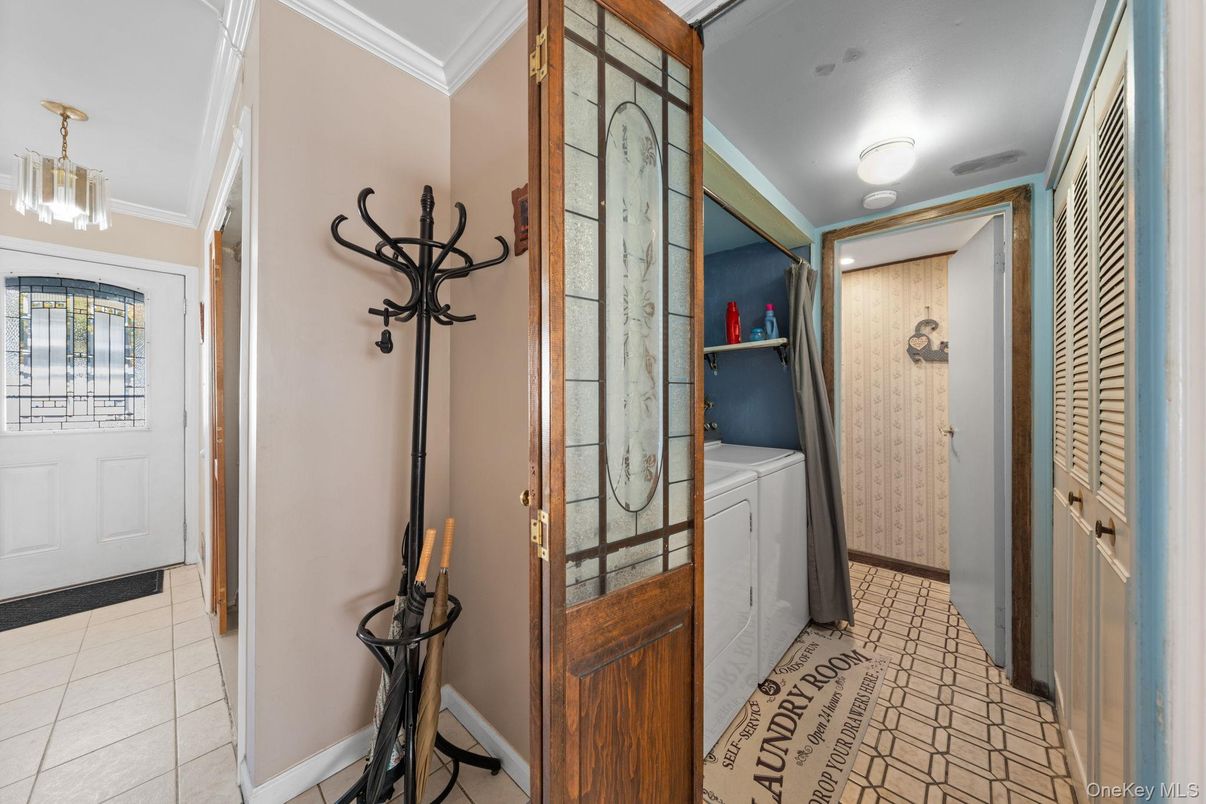 Interior, Utility Closets, Washer