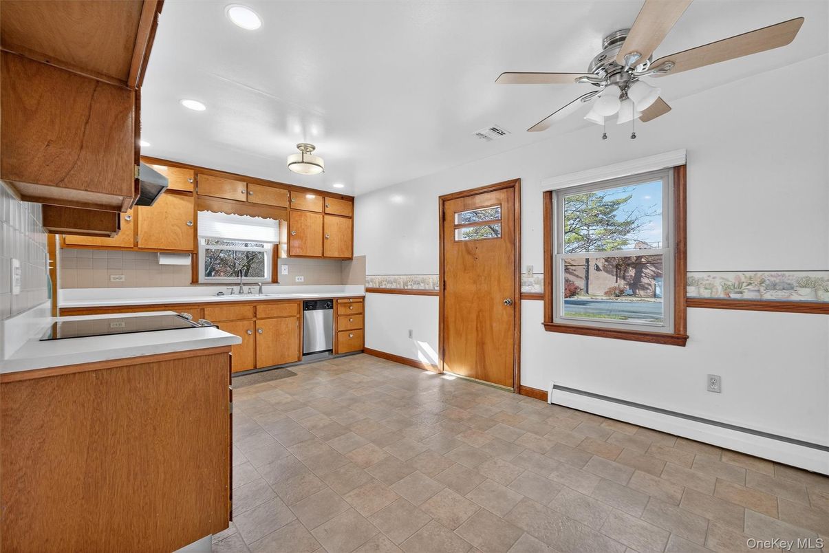 Interior, Kitchen, Recessed Lighting