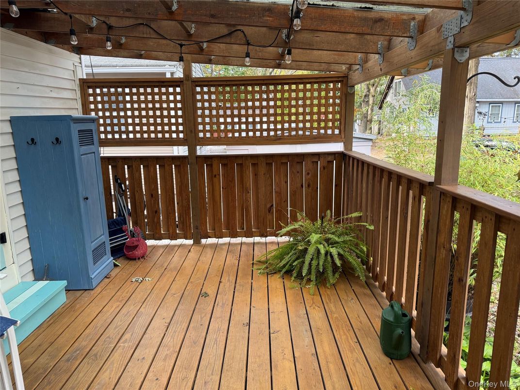 Exterior, Wood Texture Flooring