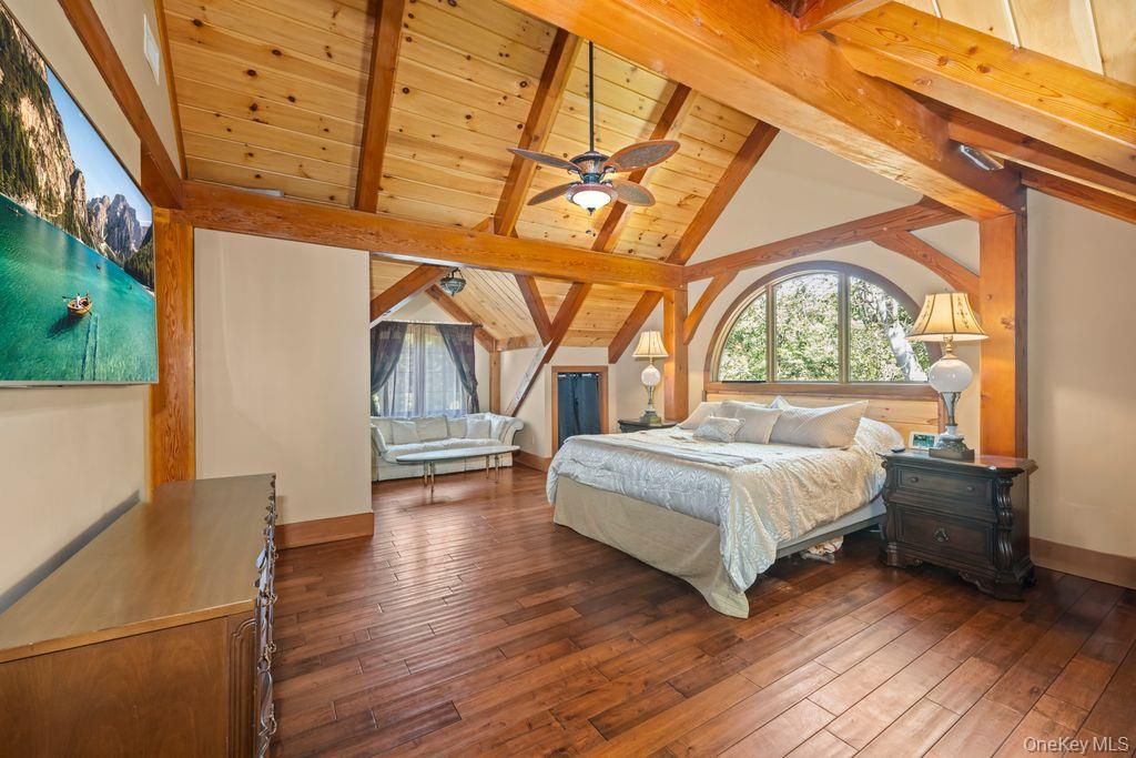Bedroom, Interior, Wooden Beams, Wooden Ceilings, Wood Texture Flooring