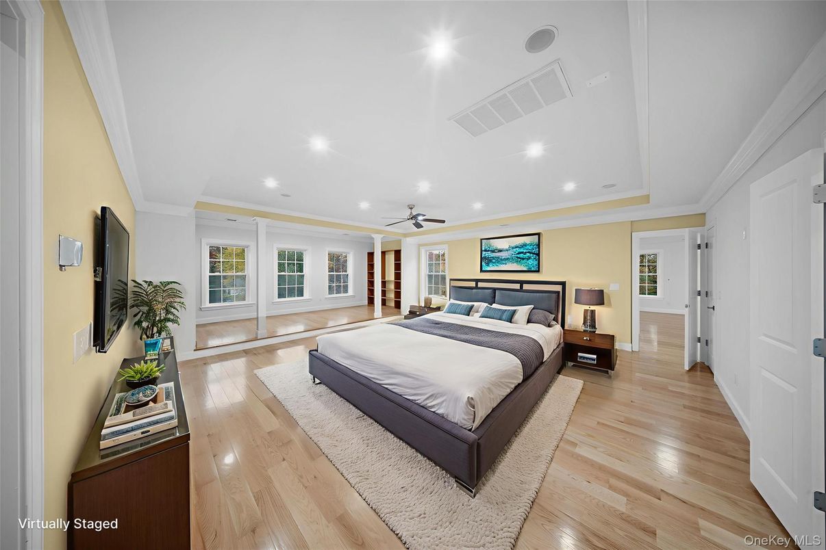 Bedroom, Interior, Recessed Lighting, Wood Texture Flooring
