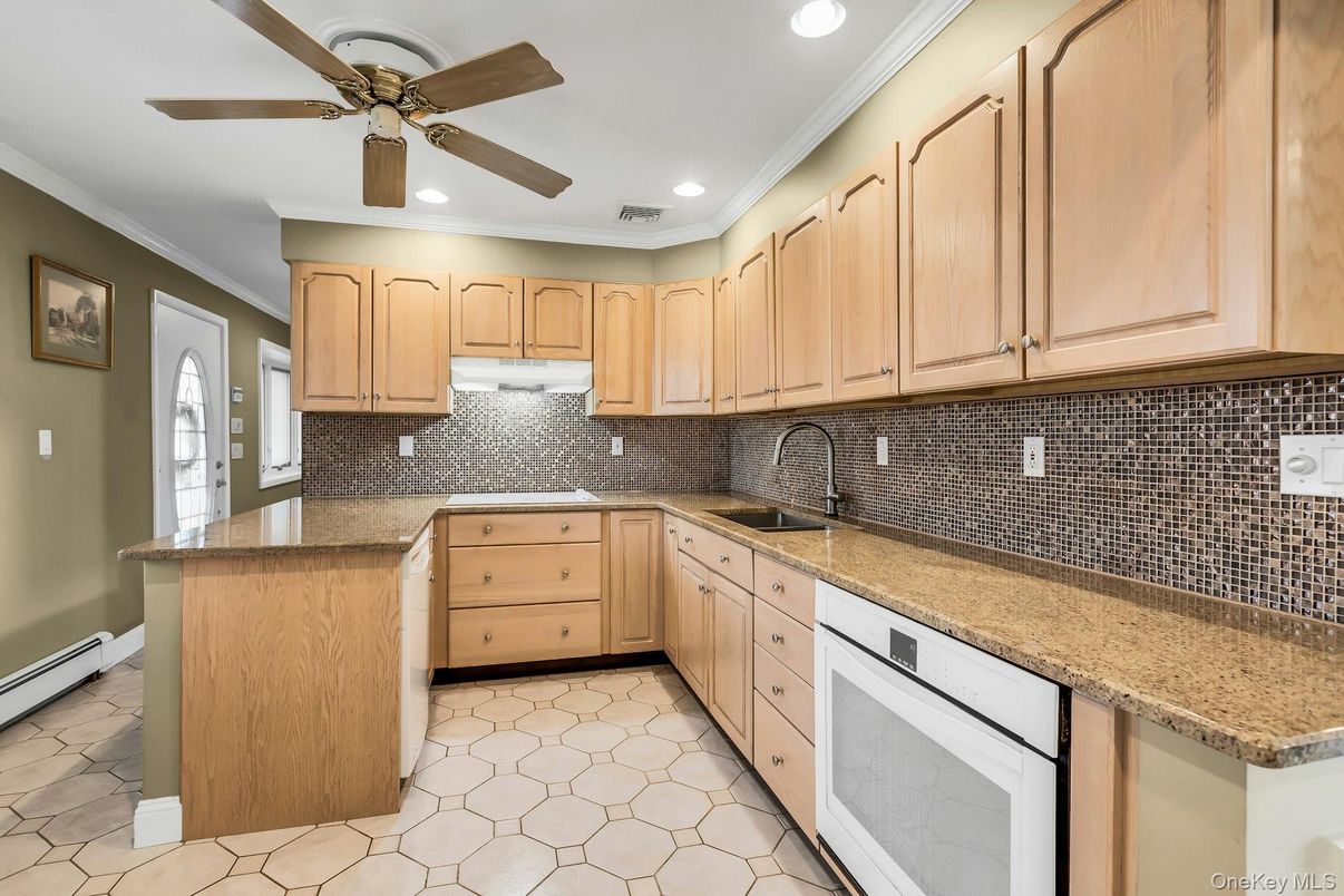 Interior, Kitchen, Recessed Lighting