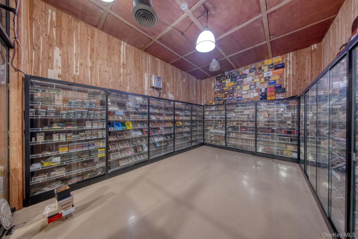 Empty room, Interior, Wooden Walls