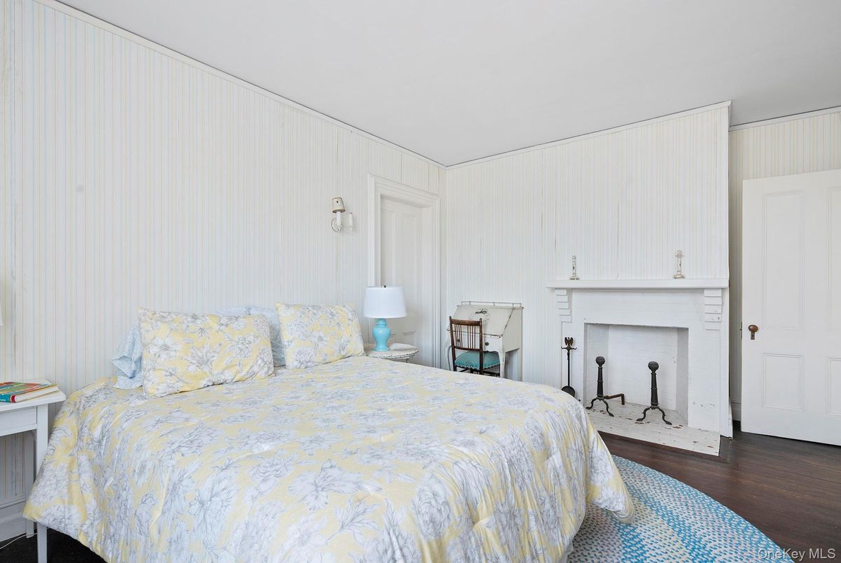 Bedroom, Fireplace, Interior, Wood Texture Flooring