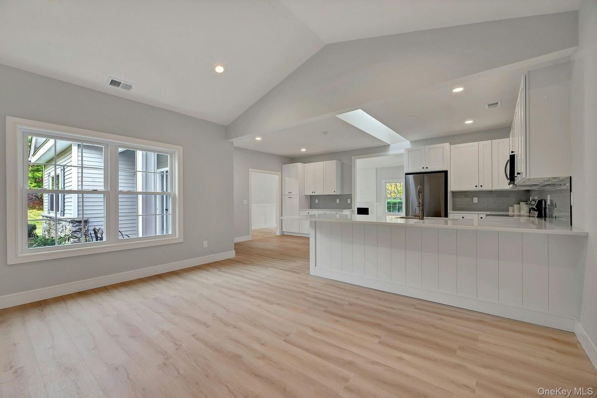 Empty room, Interior, Kitchen, Recessed Lighting, Wood Texture Flooring
