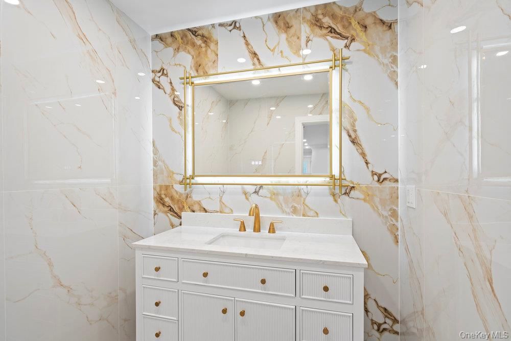 Bathroom, Interior, Marble Walls