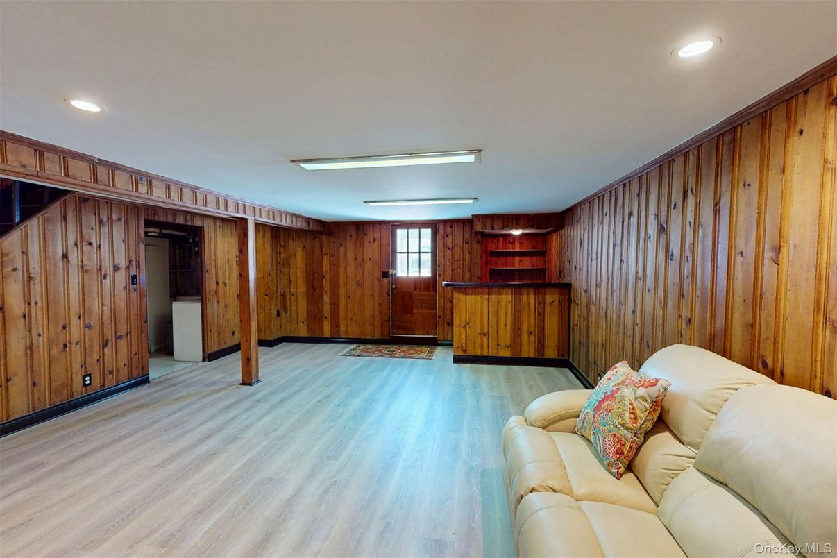 Interior, Living room, Recessed Lighting, Wood Texture Flooring, Wooden Walls