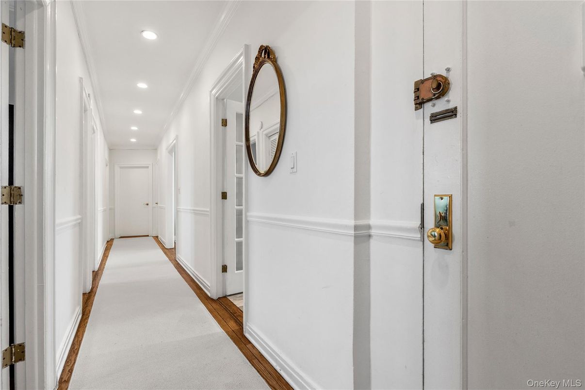 Interior, Recessed Lighting