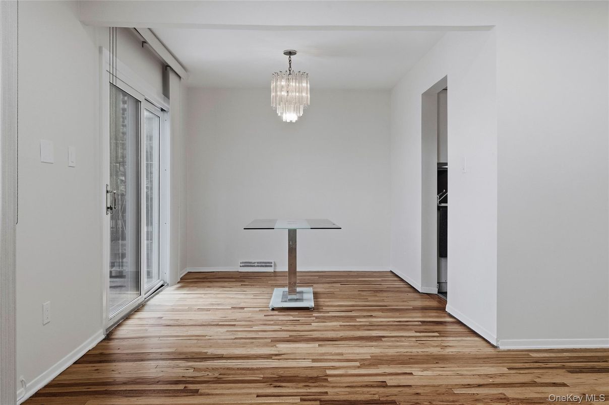 Chandelier, Interior, Wood Texture Flooring