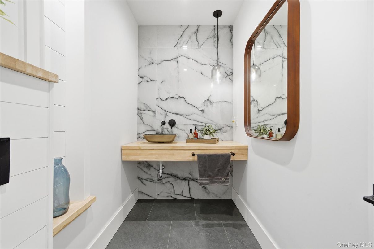 Bathroom, Interior, Marble Walls