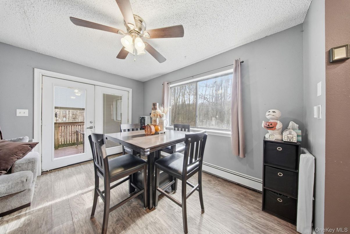 Dining room, Interior, Wood Texture Flooring