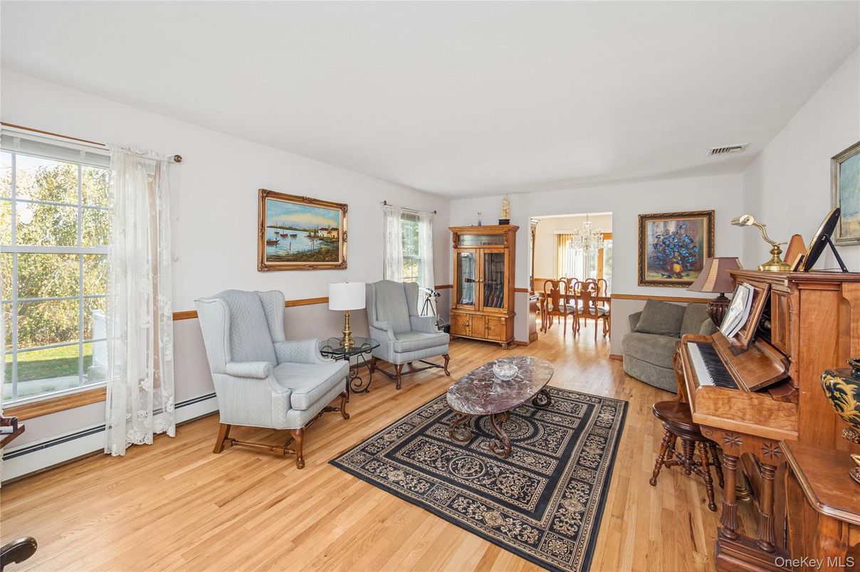Dining room, Interior, Living room, Piano, Wood Texture Flooring