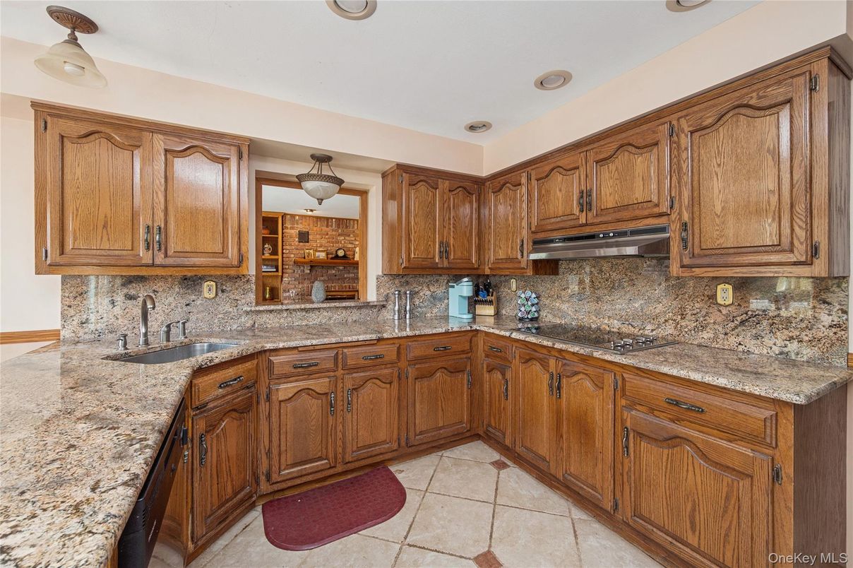 Interior, Kitchen, Recessed Lighting