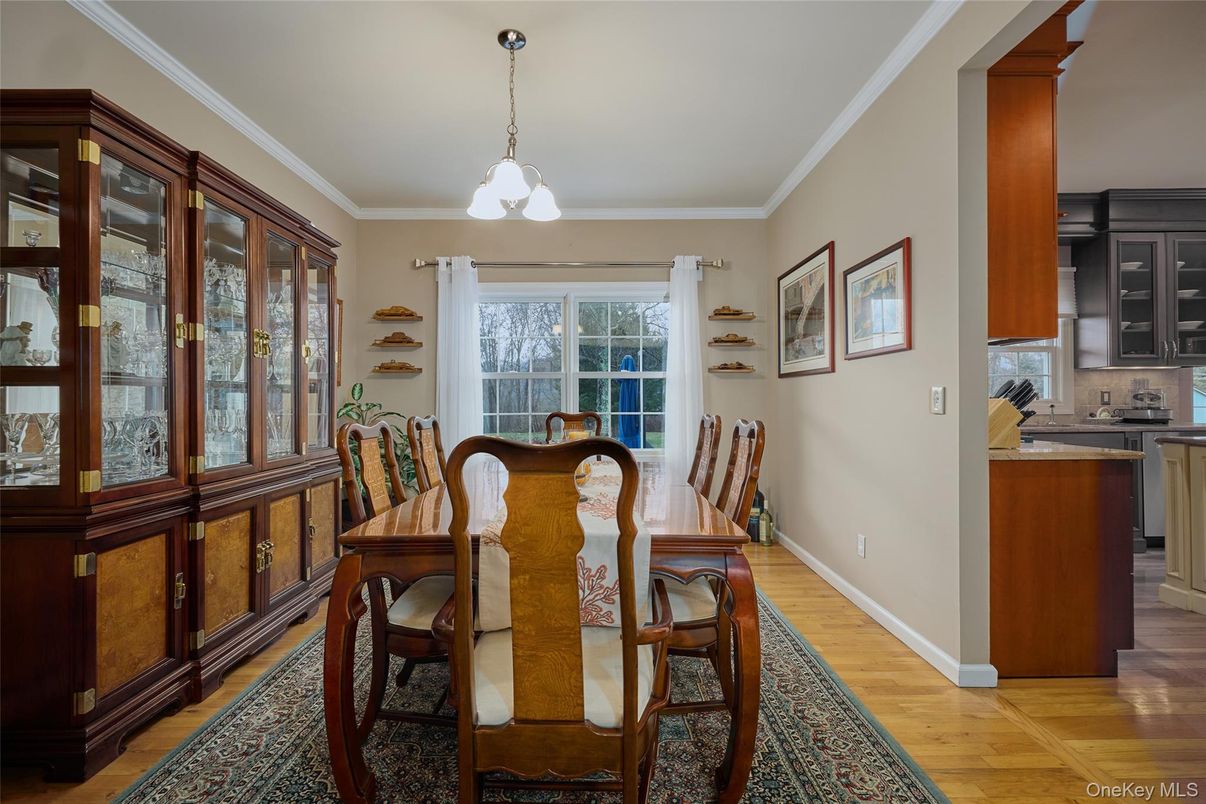 Dining room, Interior, Kitchen, Pendant Lights, Wood Texture Flooring