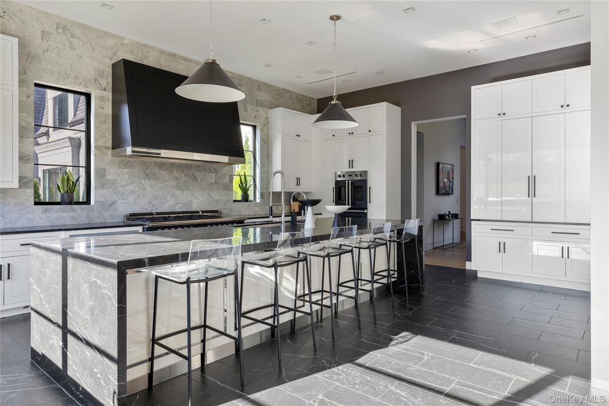 Interior, Kitchen, Pendant Lights, Recessed Lighting, Stainless Steel Appliances