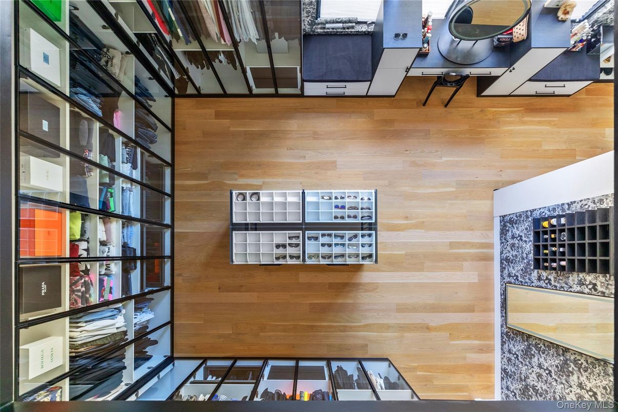 Interior, Wooden Walls