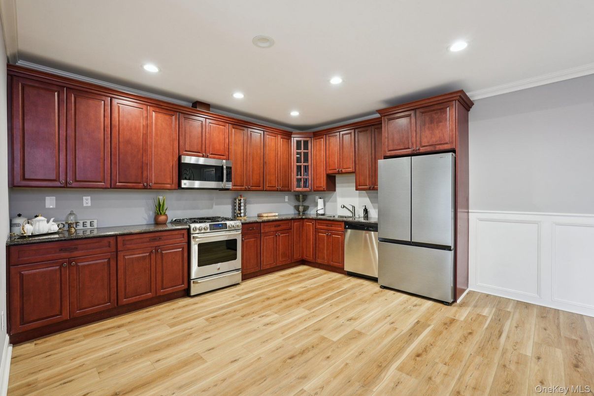Interior, Kitchen, Recessed Lighting, Stainless Steel Appliances, Wood Texture Flooring