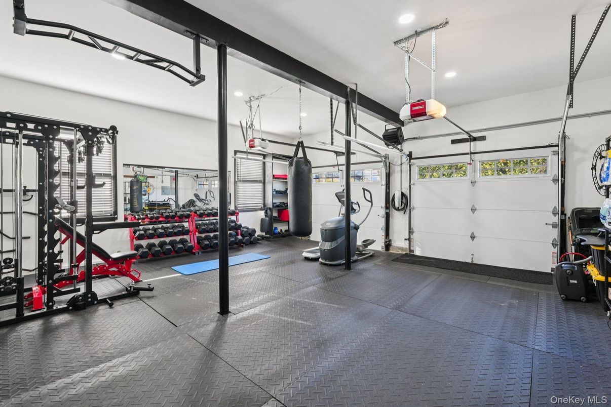 Fitness Equipment, Garage, Interior, Recessed Lighting