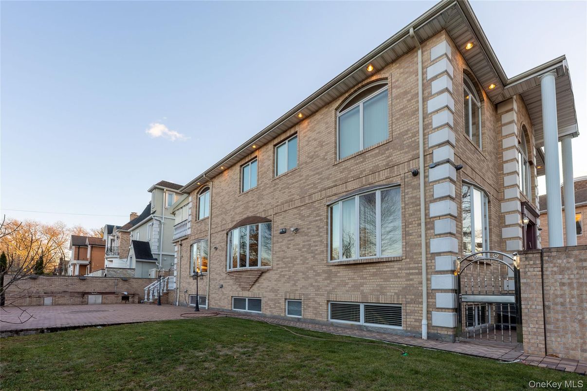 DE Listing image placeholder