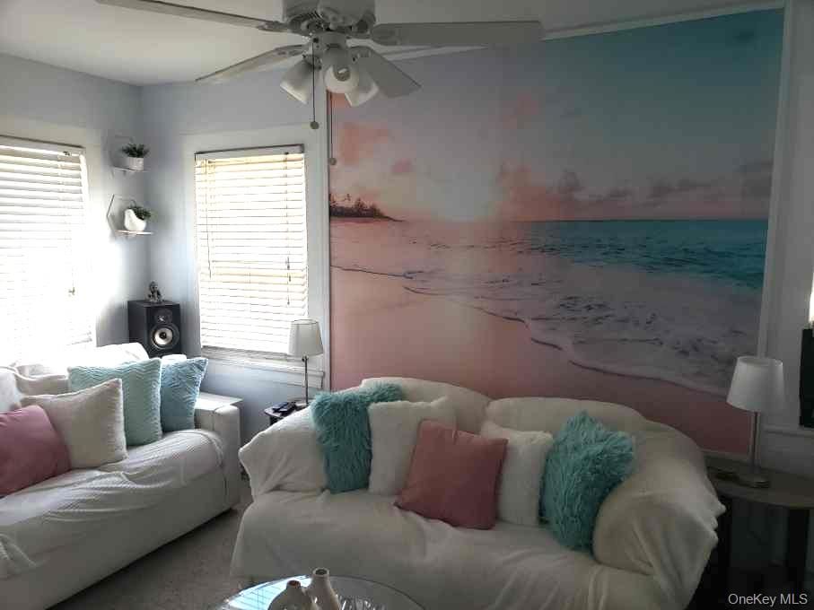 Bedroom, Interior, Water