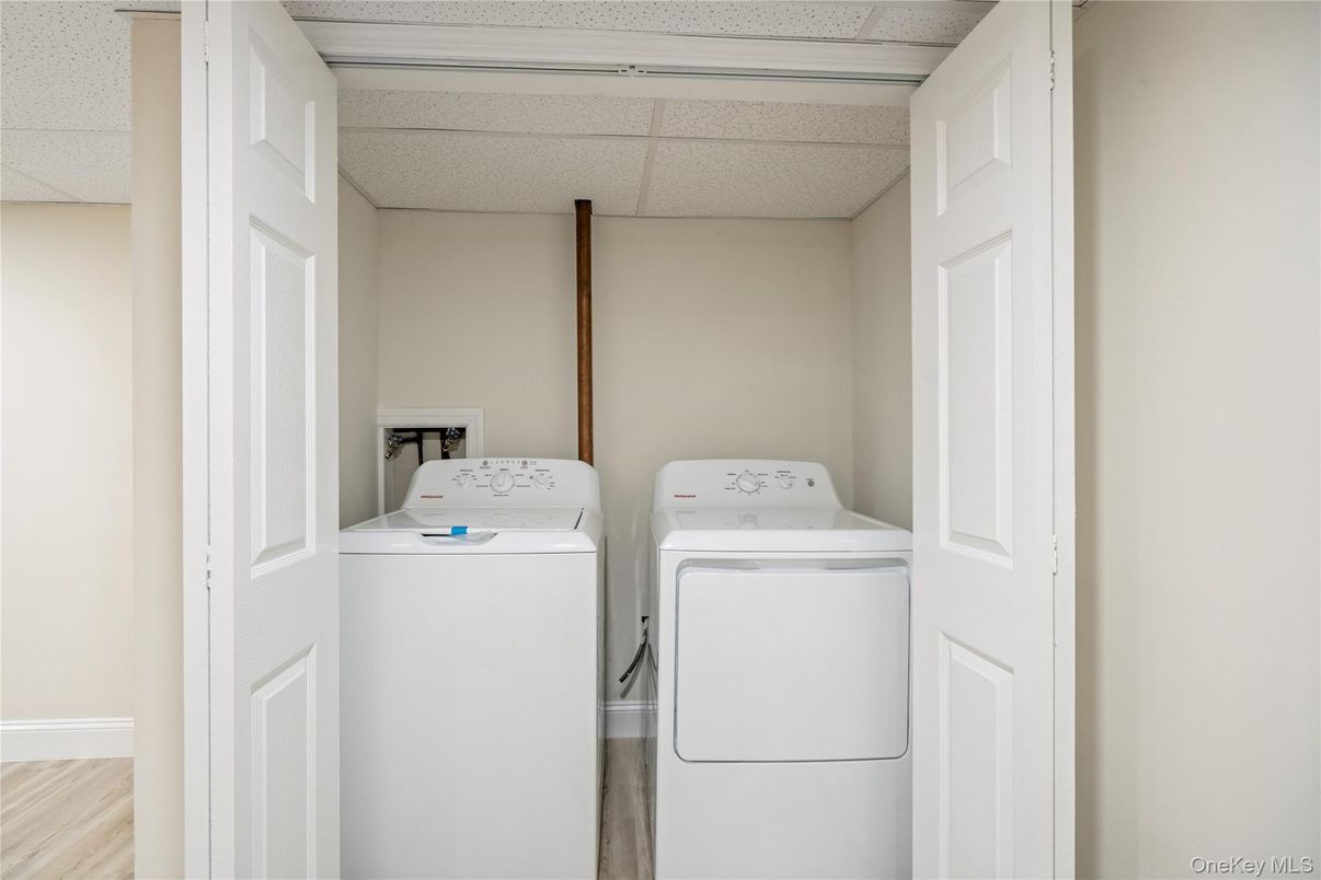 Interior, Utility Closets, Washer
