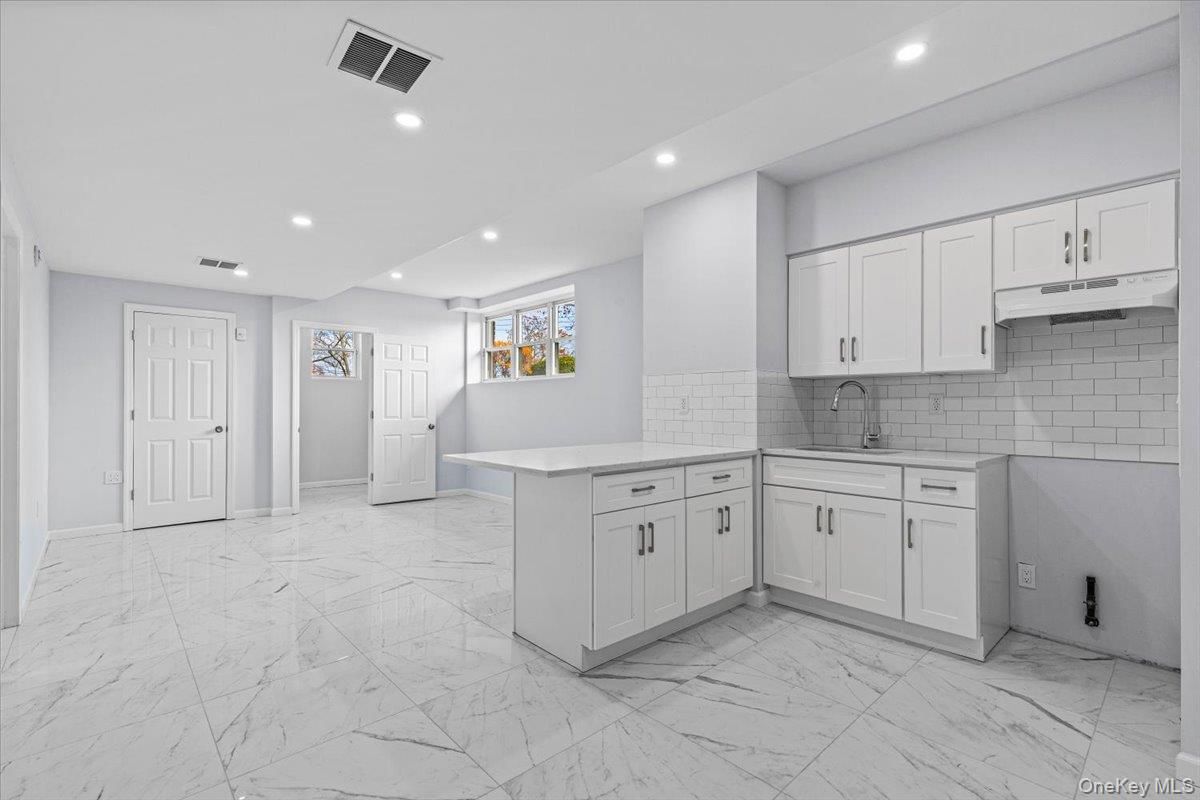 Interior, Kitchen, Marble, Recessed Lighting