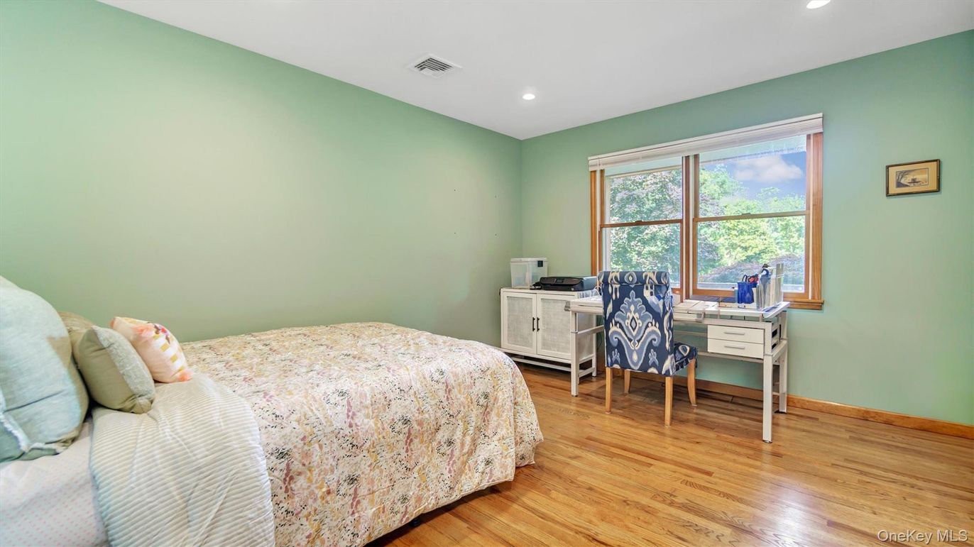 Bedroom, Home Office, Interior, Recessed Lighting, Wood Texture Flooring