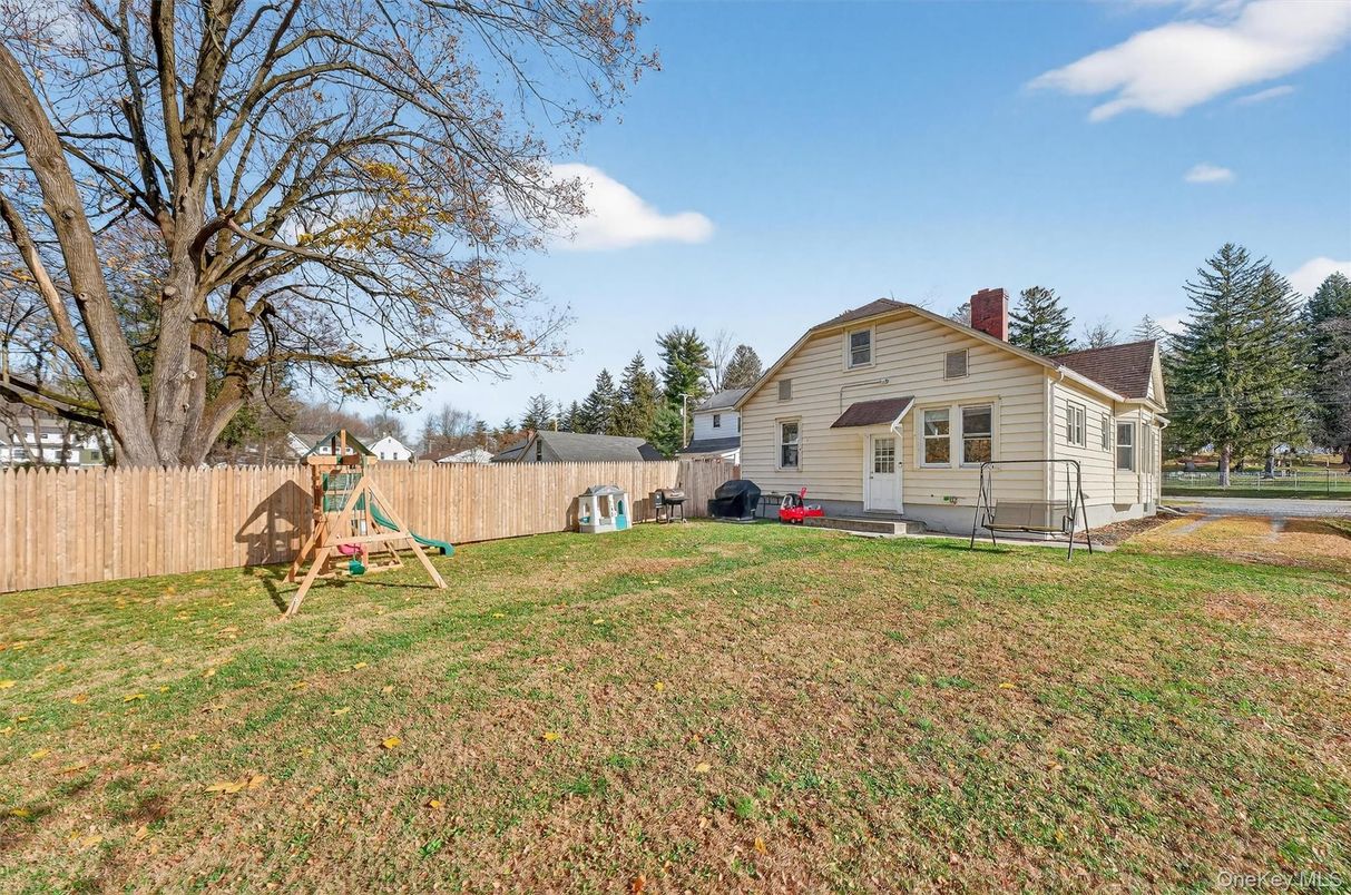 Backyard, Exterior, Playground