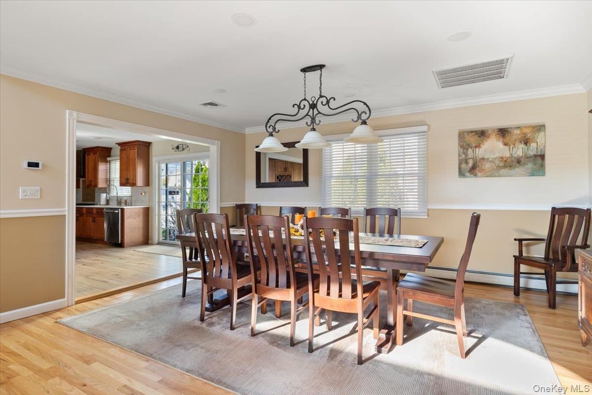 Chandelier, Dining room, Interior, Kitchen, Wood Texture Flooring
