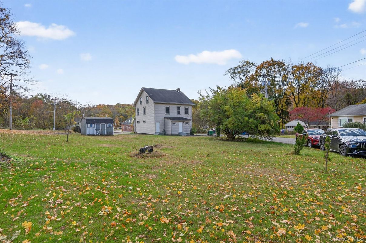 Backyard, Detached Garage, Exterior