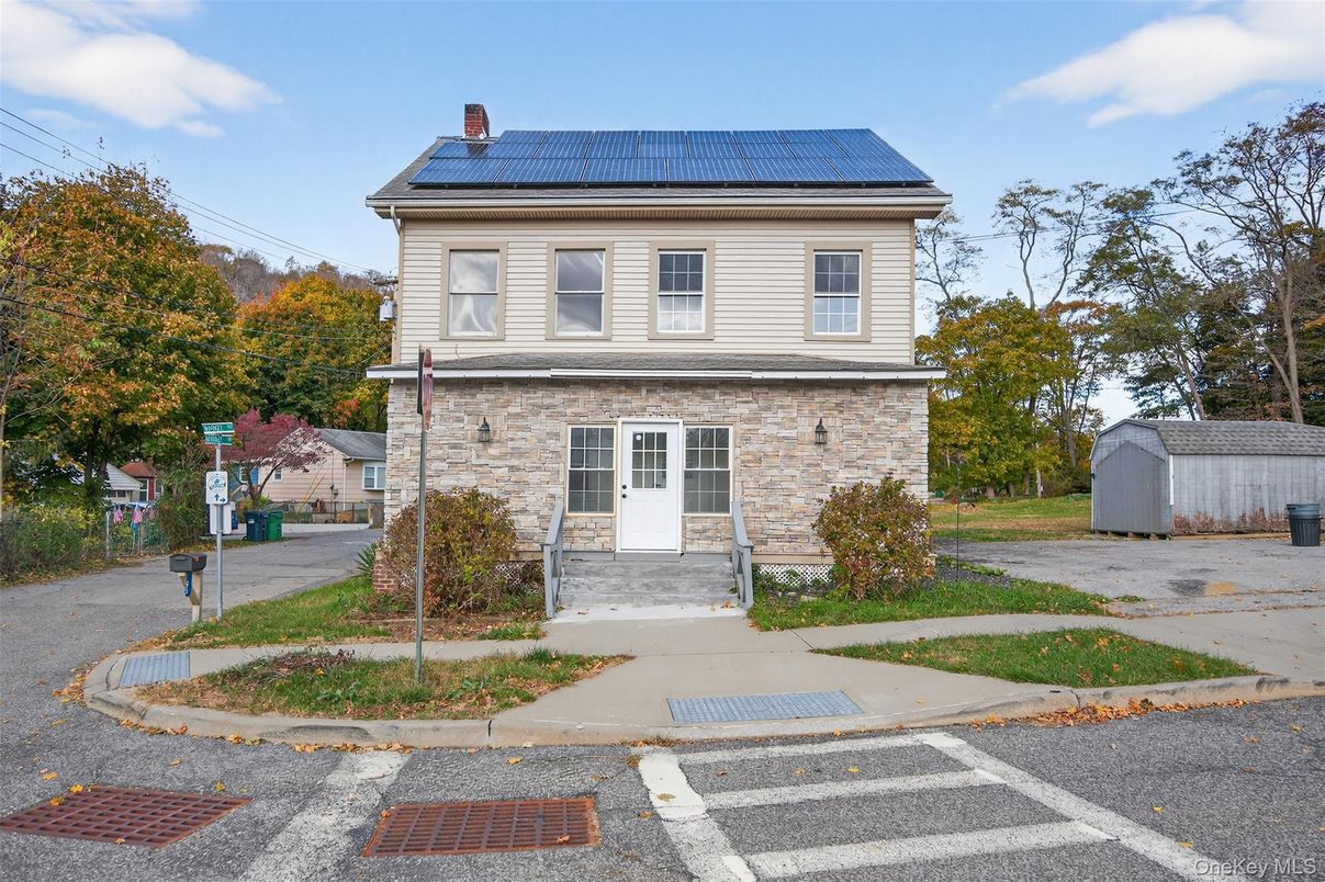 Exterior, Facade, Solar Panels, Georgian