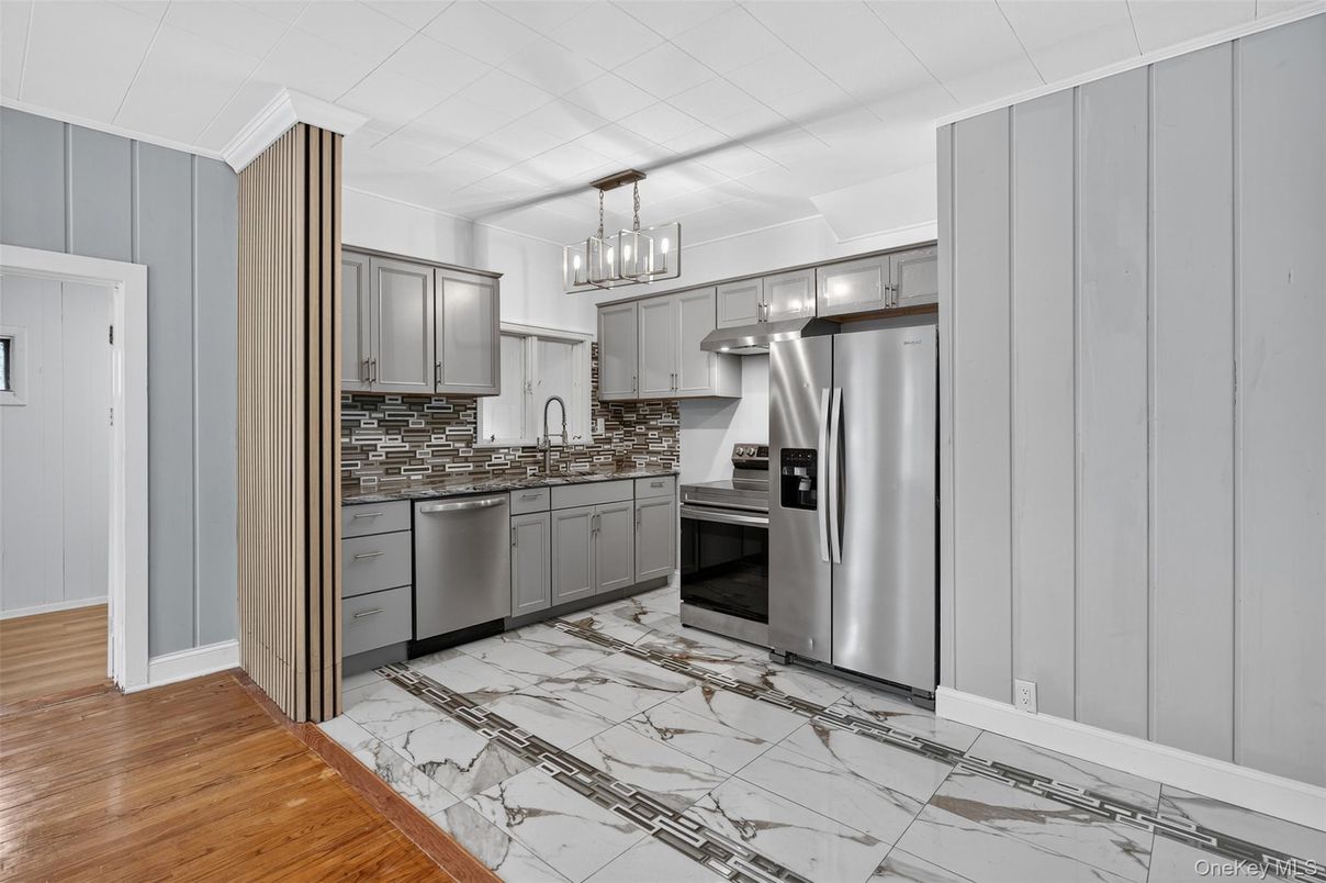 Chandelier, Interior, Kitchen, Marble, Pendant Lights, Stainless Steel Appliances, Wood Texture Flooring