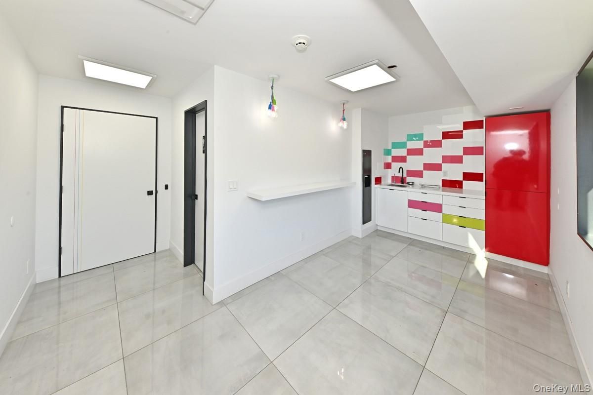 Interior, Recessed Lighting