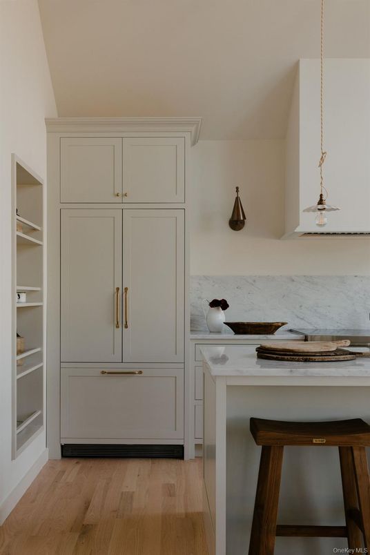 Interior, Kitchen, Pendant Lights, Wood Texture Flooring
