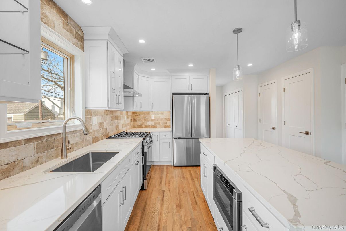 Interior, Kitchen, Pendant Lights, Recessed Lighting, Stainless Steel Appliances, Wood Texture Flooring