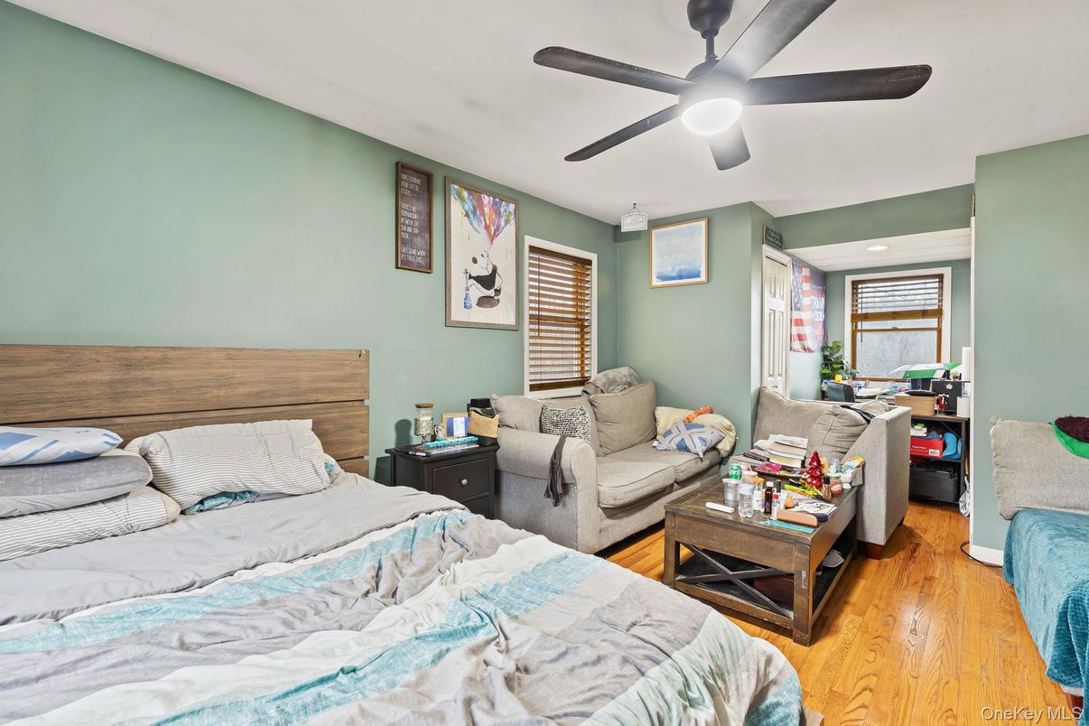 DE Listing image placeholder