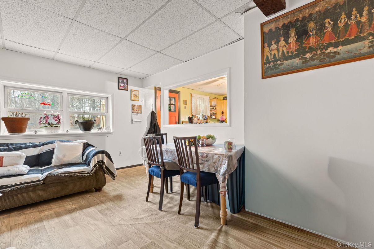 DE Listing image placeholder