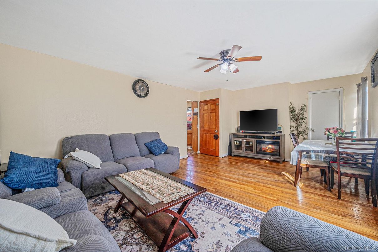 Dining room, Interior, Living room, Wood Texture Flooring