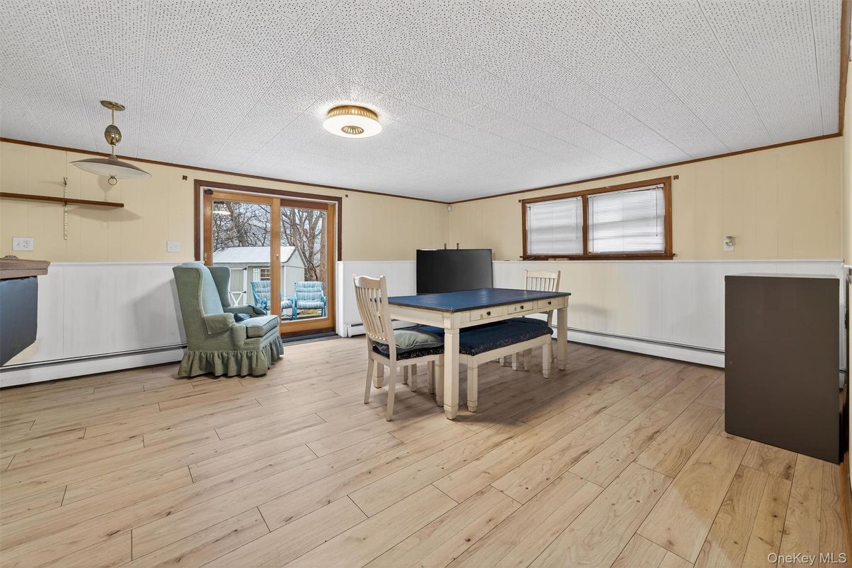 Dining room, Interior, Wood Texture Flooring