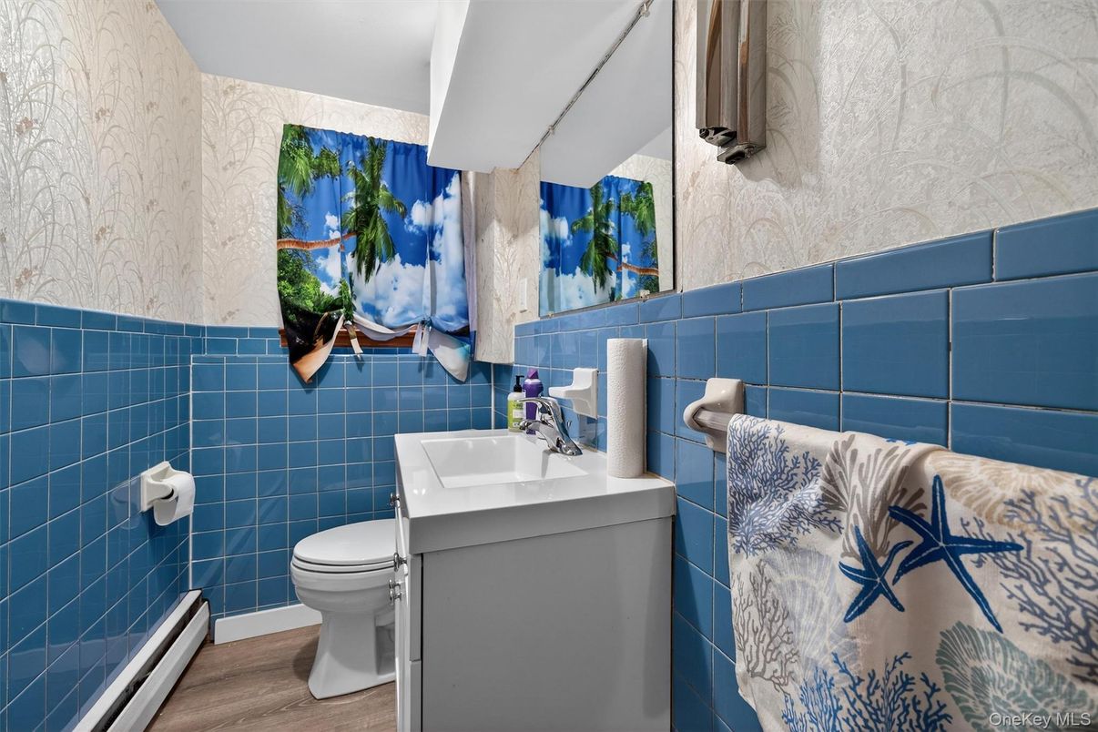 Bathroom, Interior, Wood Texture Flooring