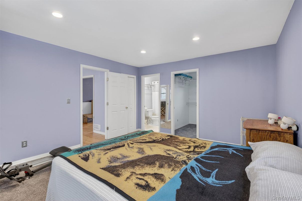 Fitness Equipment, Interior, Recessed Lighting