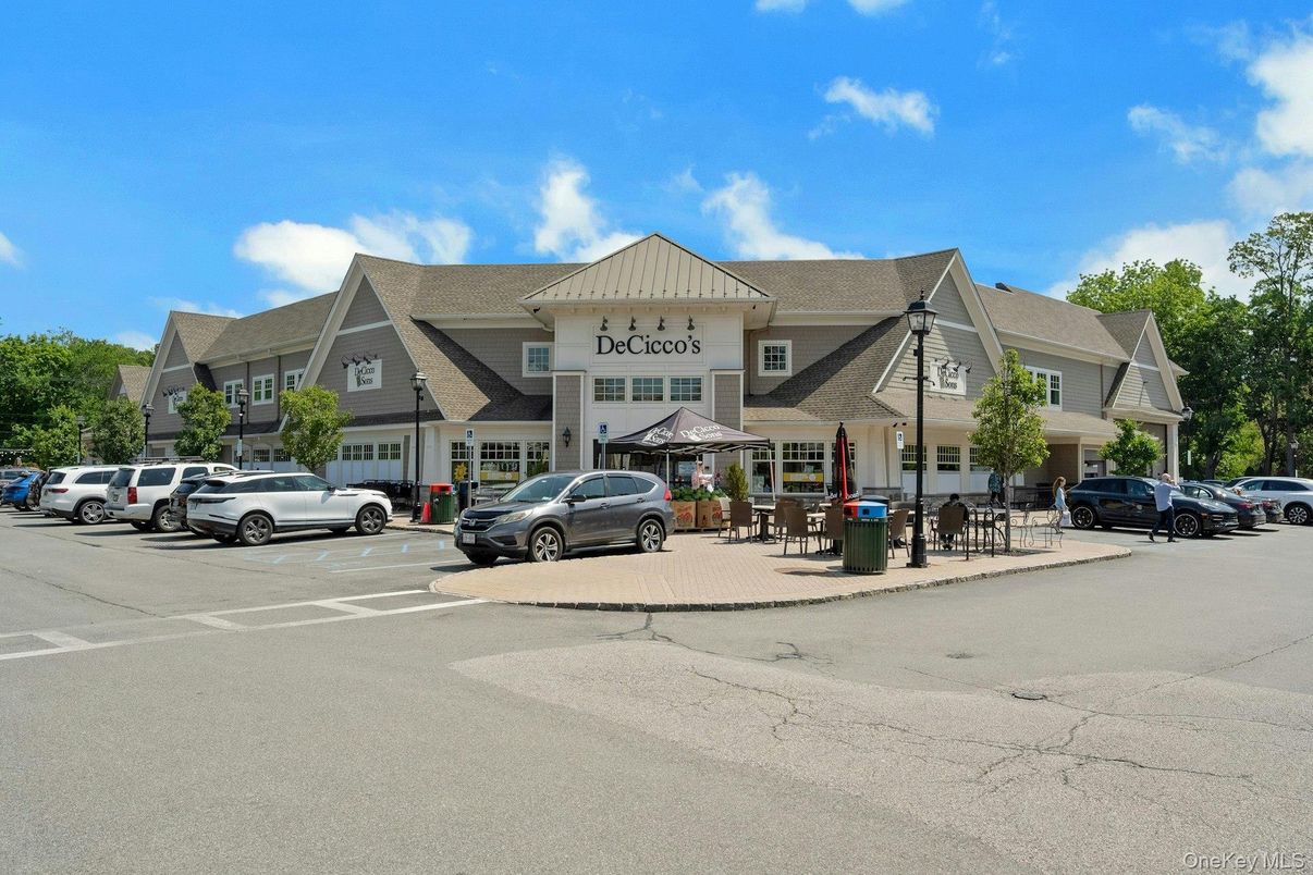 Exterior, Facade, None